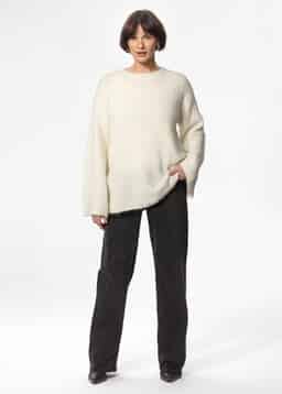 JEN SWEATER - WHITE