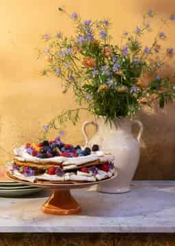 SUNNY VASE - CREME