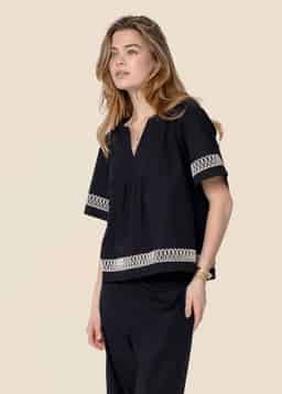 MELISSA BLOUSE - Black