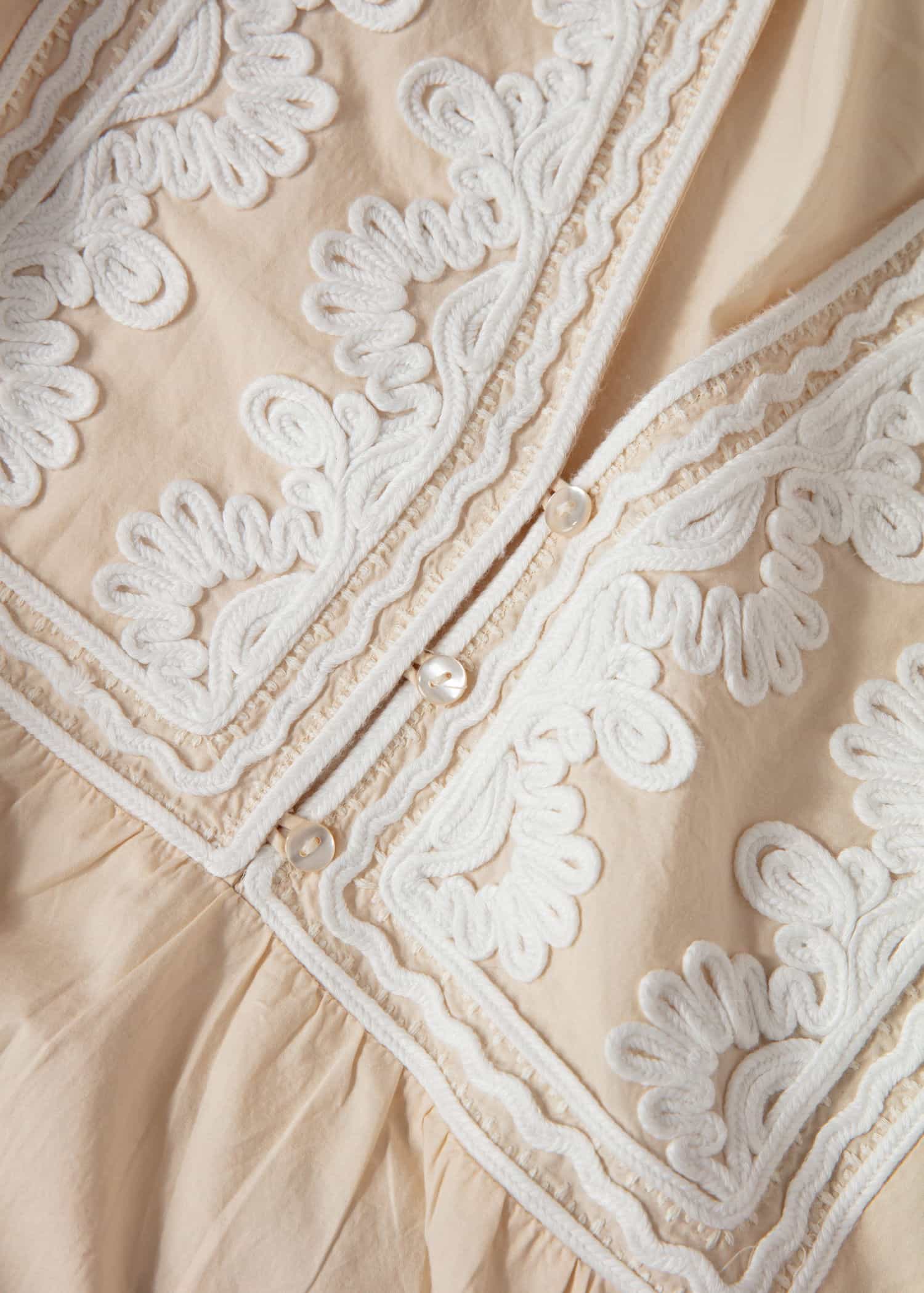 Petra Broderad poplinblus i bomull - Beige 5 - Indiska