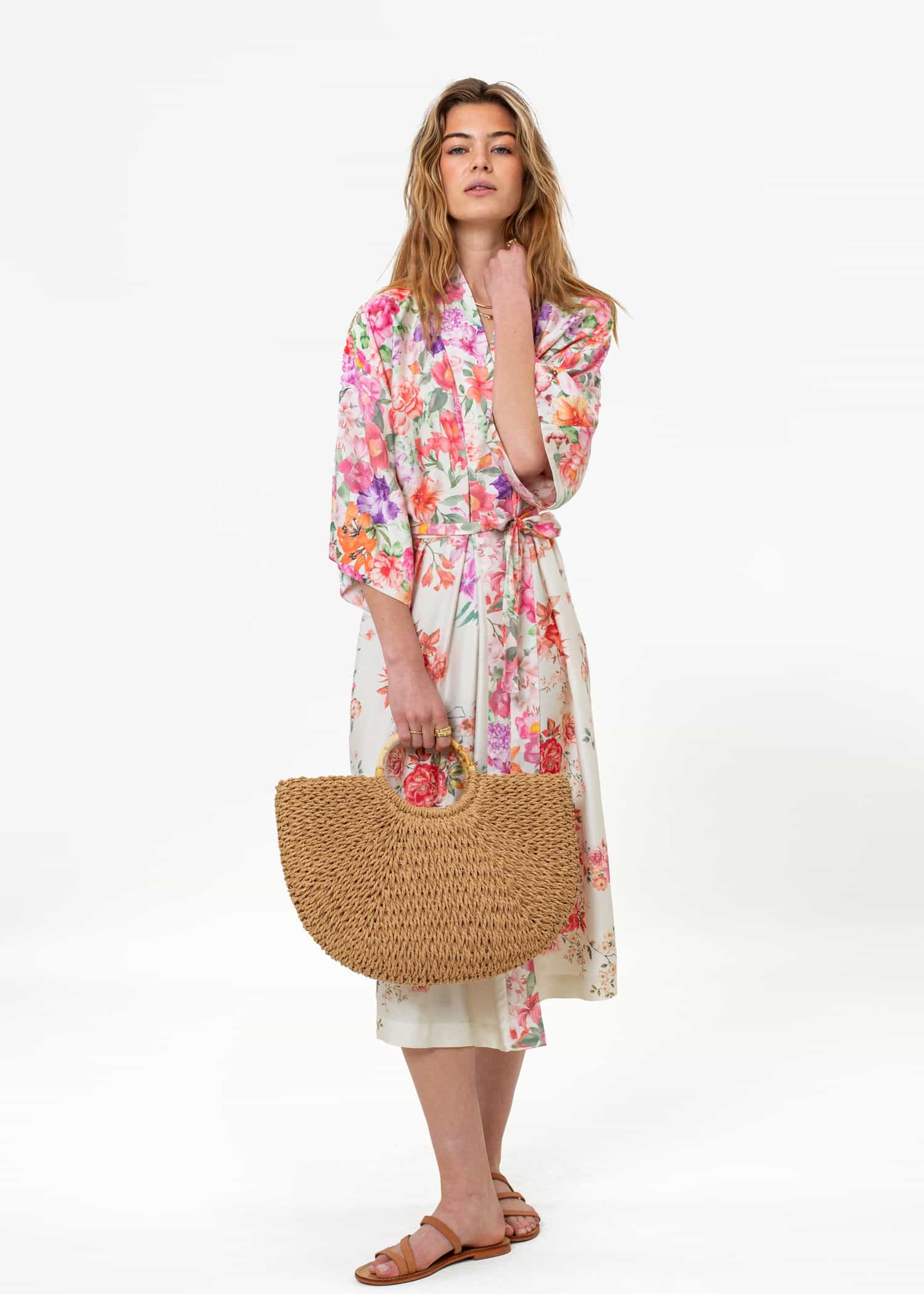 ASTRID Blommig kimono - Rosa 2 - Indiska