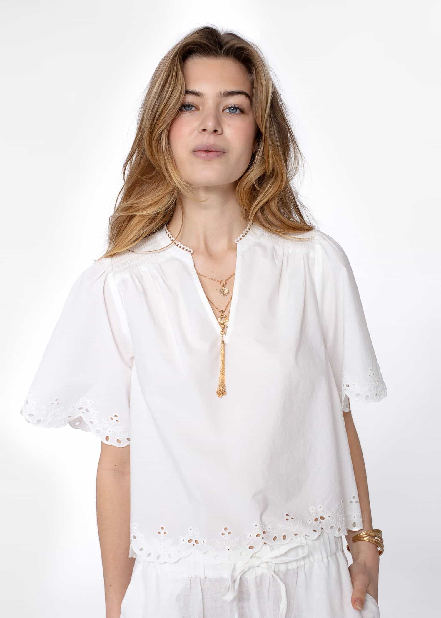 ARIELLE Brodert bluse - Hvit 4 - Indiska