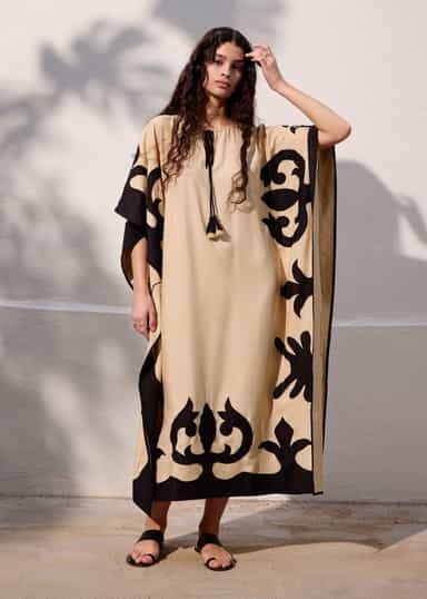 GARBO Pitkä kuviollinen kaftaani - Beige 1 - Indiska