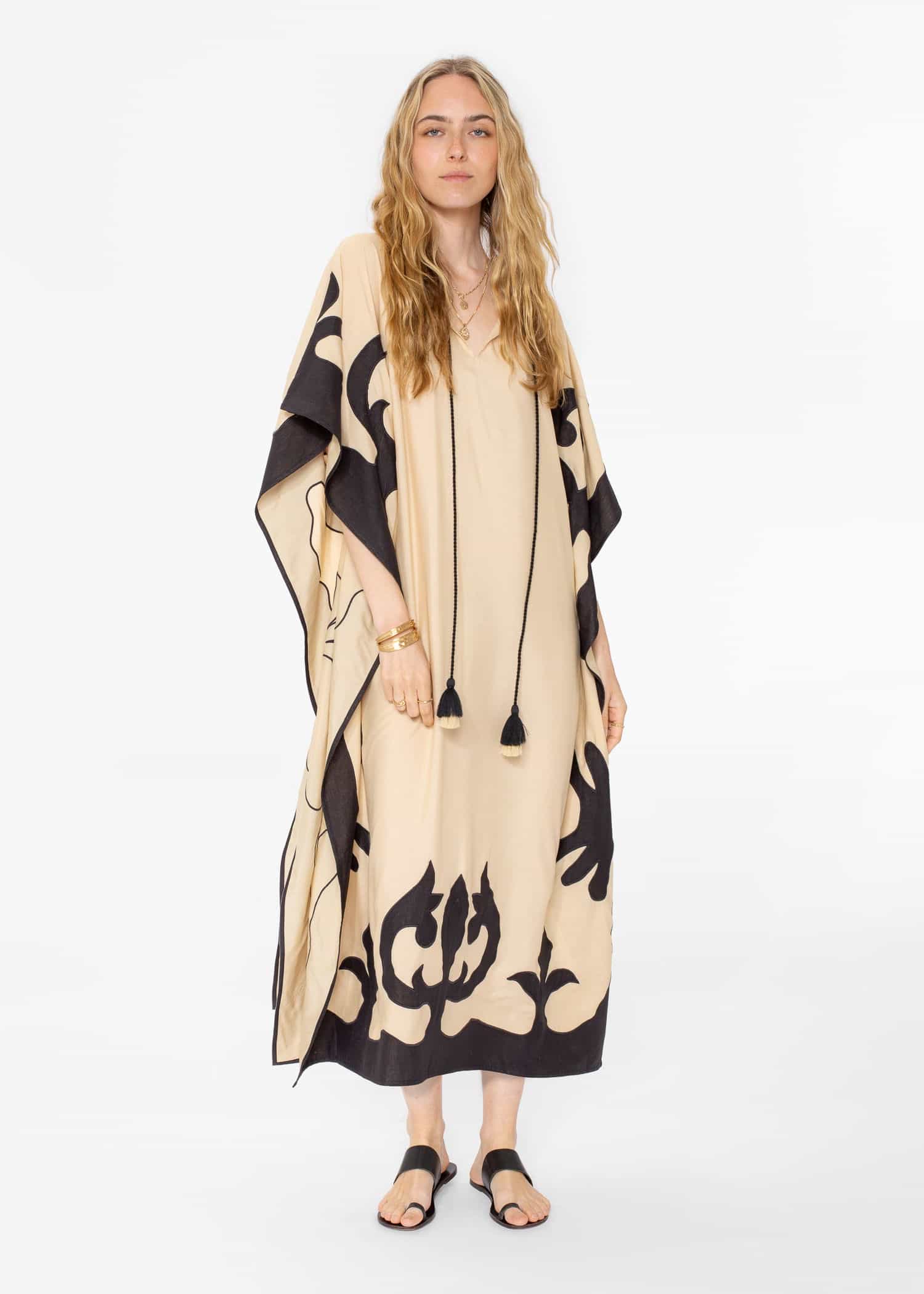 GARBO Pitkä kuviollinen kaftaani - Beige 2 - Indiska