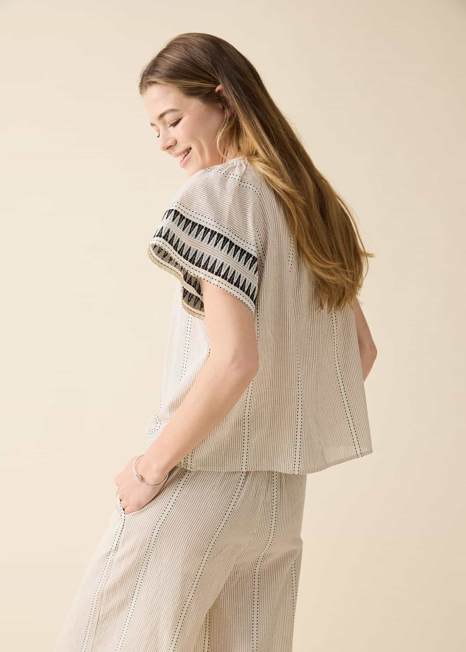DONNA Jacquardmönstrad blus - Beige 3 - Indiska