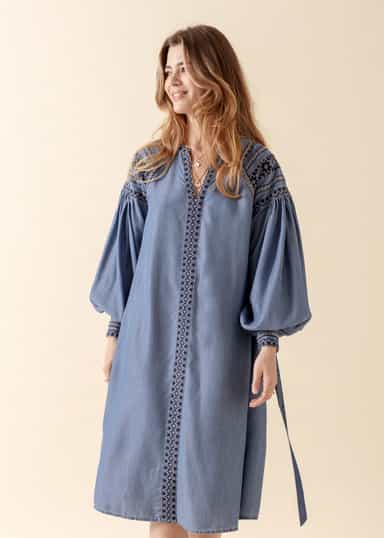 LOURDES Brodeerattu Tencel-mekko  - Sininen 1 - Indiska