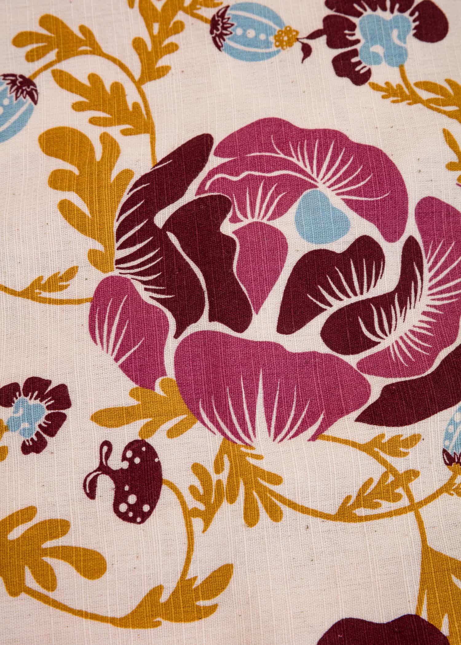 Tara Bomullsduk med blommönster - Rosa 2 - Indiska