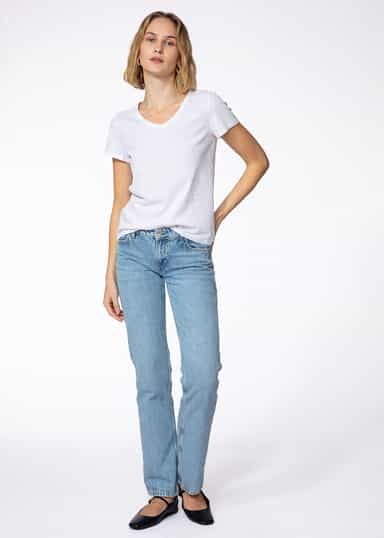 MATHILDA V-ringad bomulls t-shirt - Vit 2 - Indiska