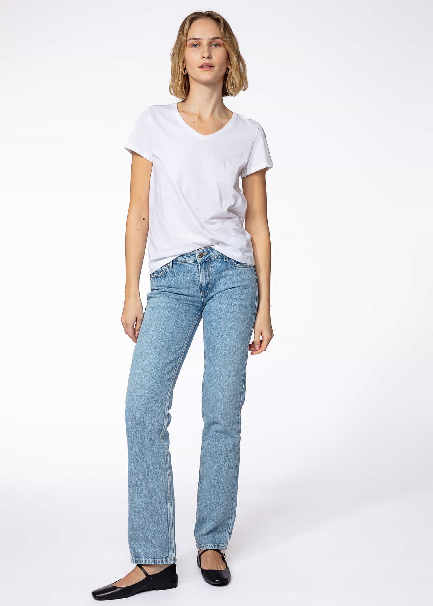 MATHILDA V-ringad bomulls t-shirt - Vit 3 - Indiska