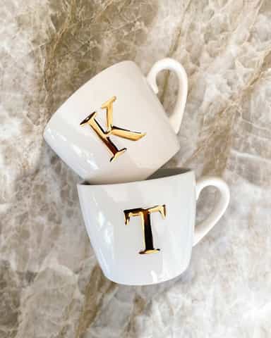 MO2 Mugg med bokstav - K NO - Indiska