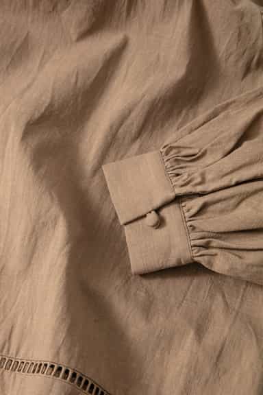 Taytum Brun bomullsblus - Beige 2 - Indiska