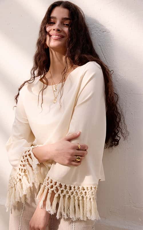 https://a.storyblok.com/f/301127/500x800/1dc8b1b1c1/farah.jpg