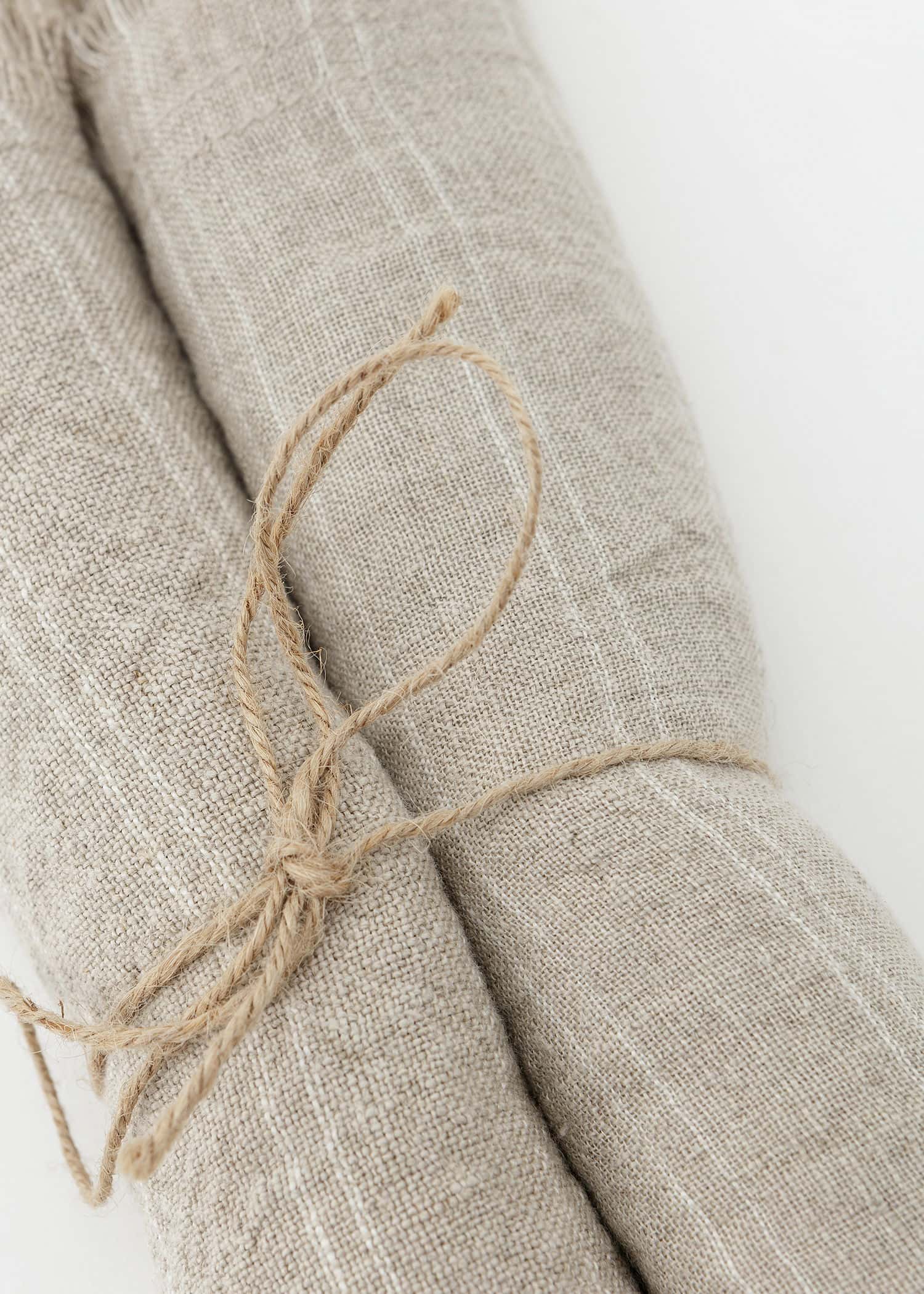 FRINGE 2-pakning av linservietter med frynser - Beige 3 - Indiska