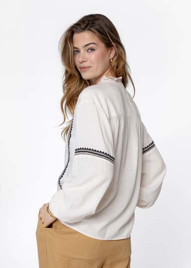 SARA Brodert bluse - Beige 2 - Indiska