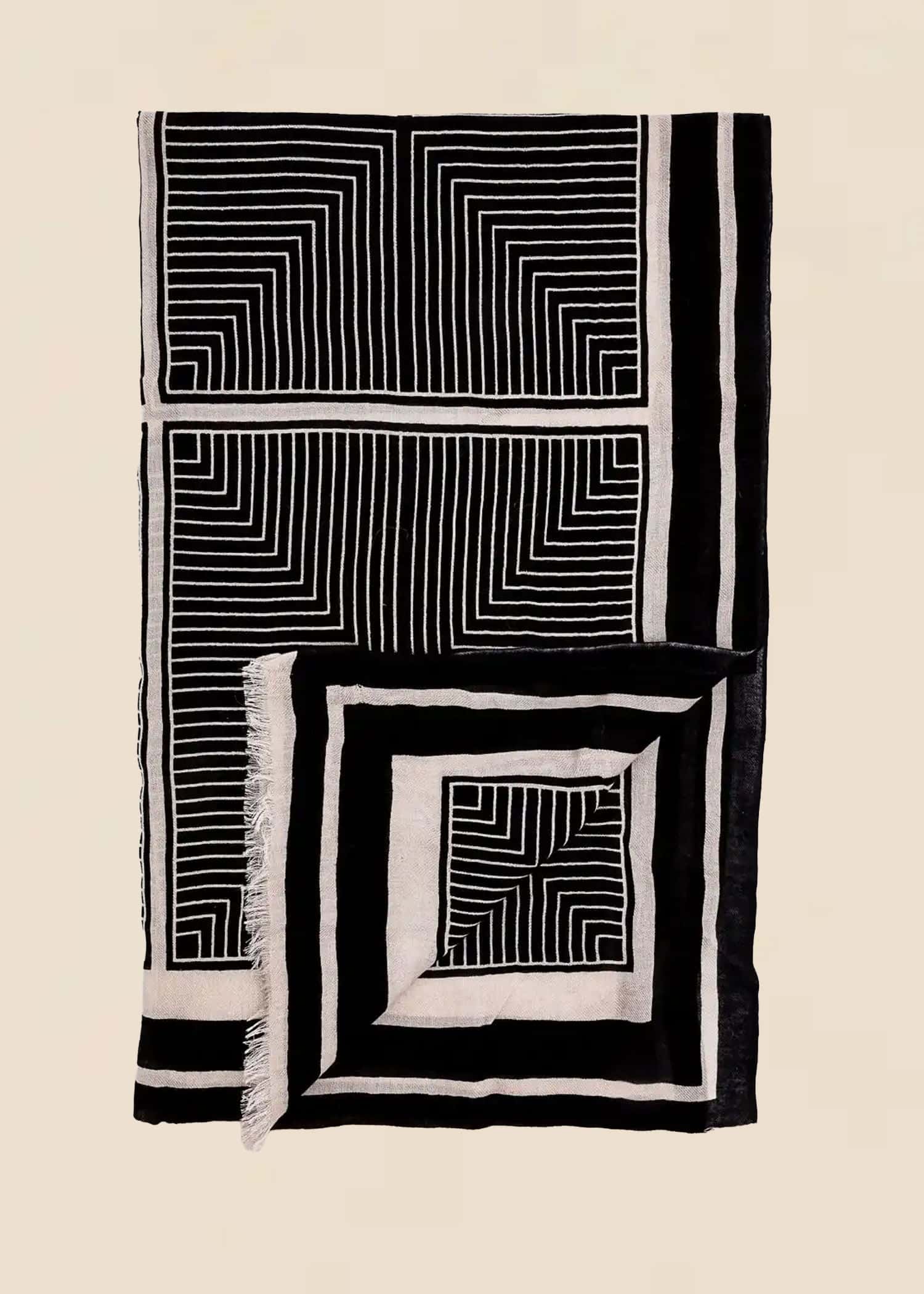 STRIPED Mønstret langt skjerf - Svart 1 - Indiska