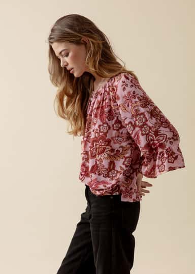 DOLLIE Blommig blus med 3/4 ärm - Rosa 4 - Indiska