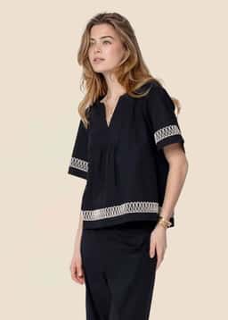 MELISSA BLOUSE - Black