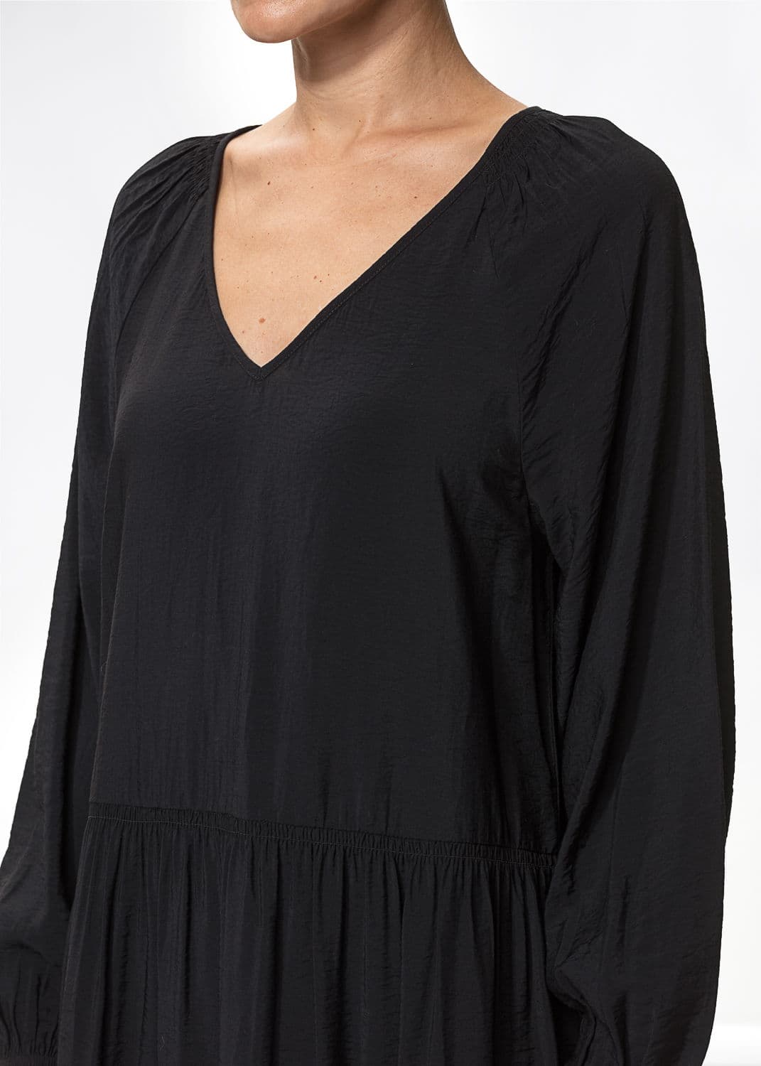 KHAI DRESS - Black