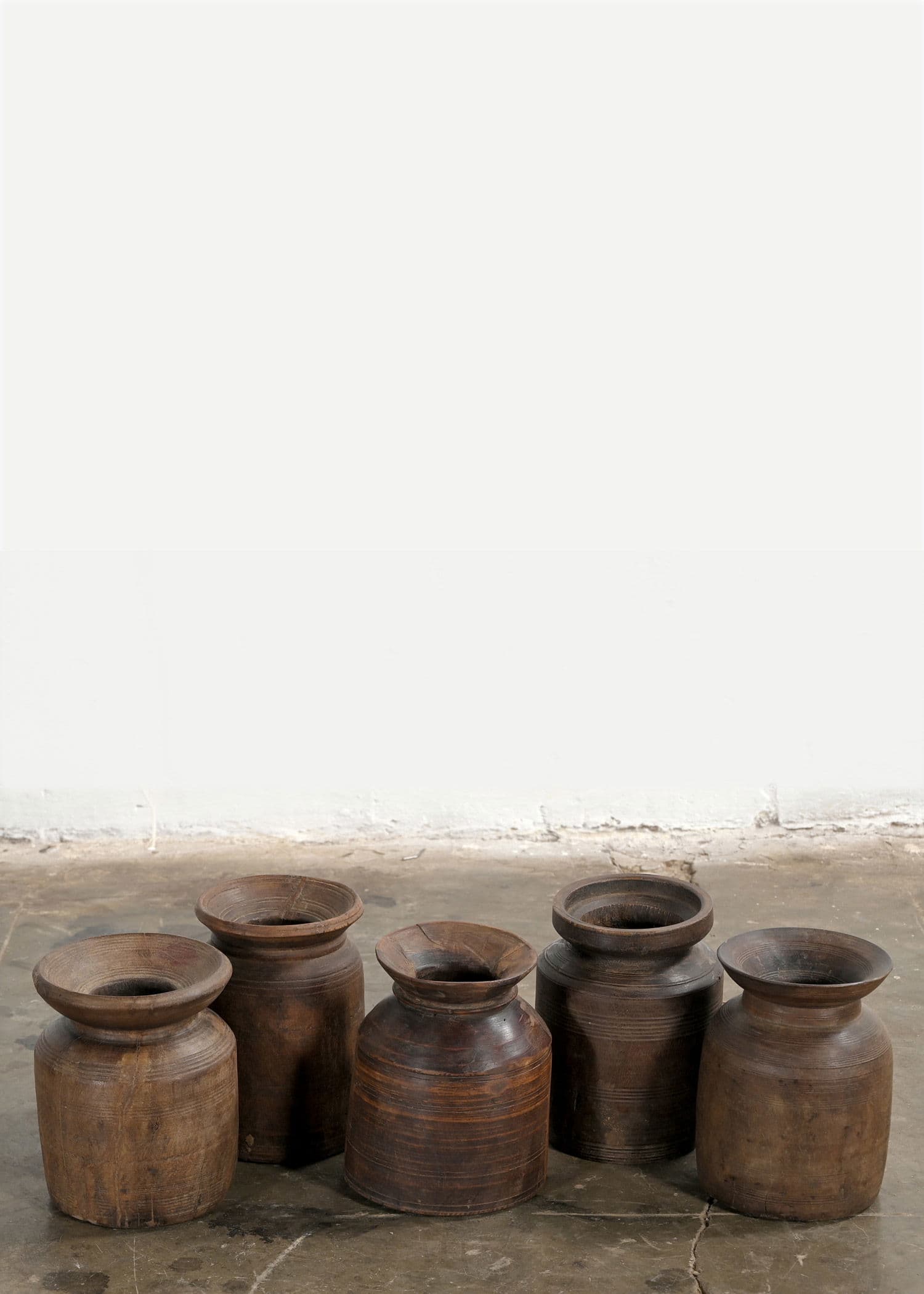 Wood Urn Vintage S - BROWN