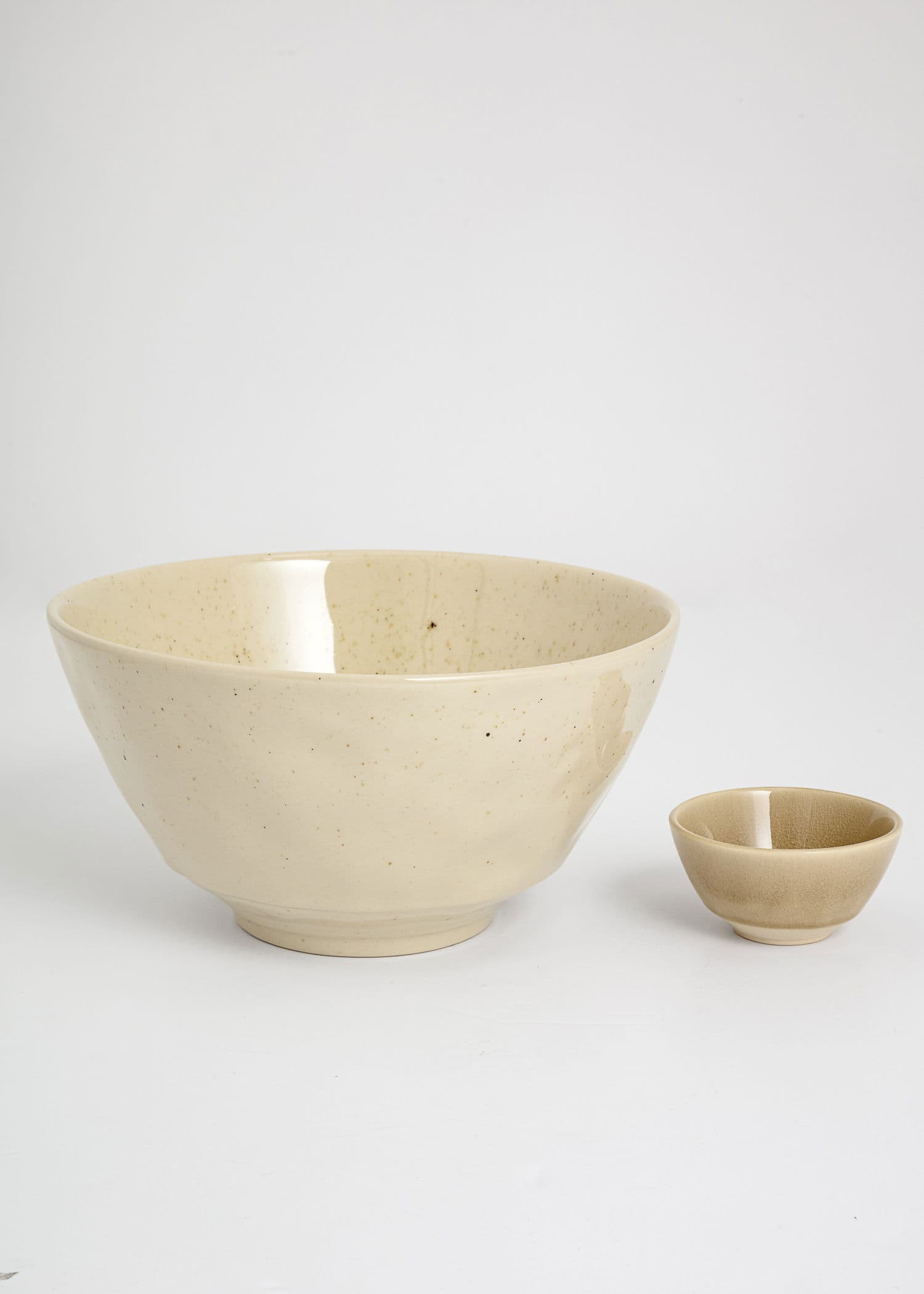 MATHILDA SALAD BOWL - CREMESPECKLED