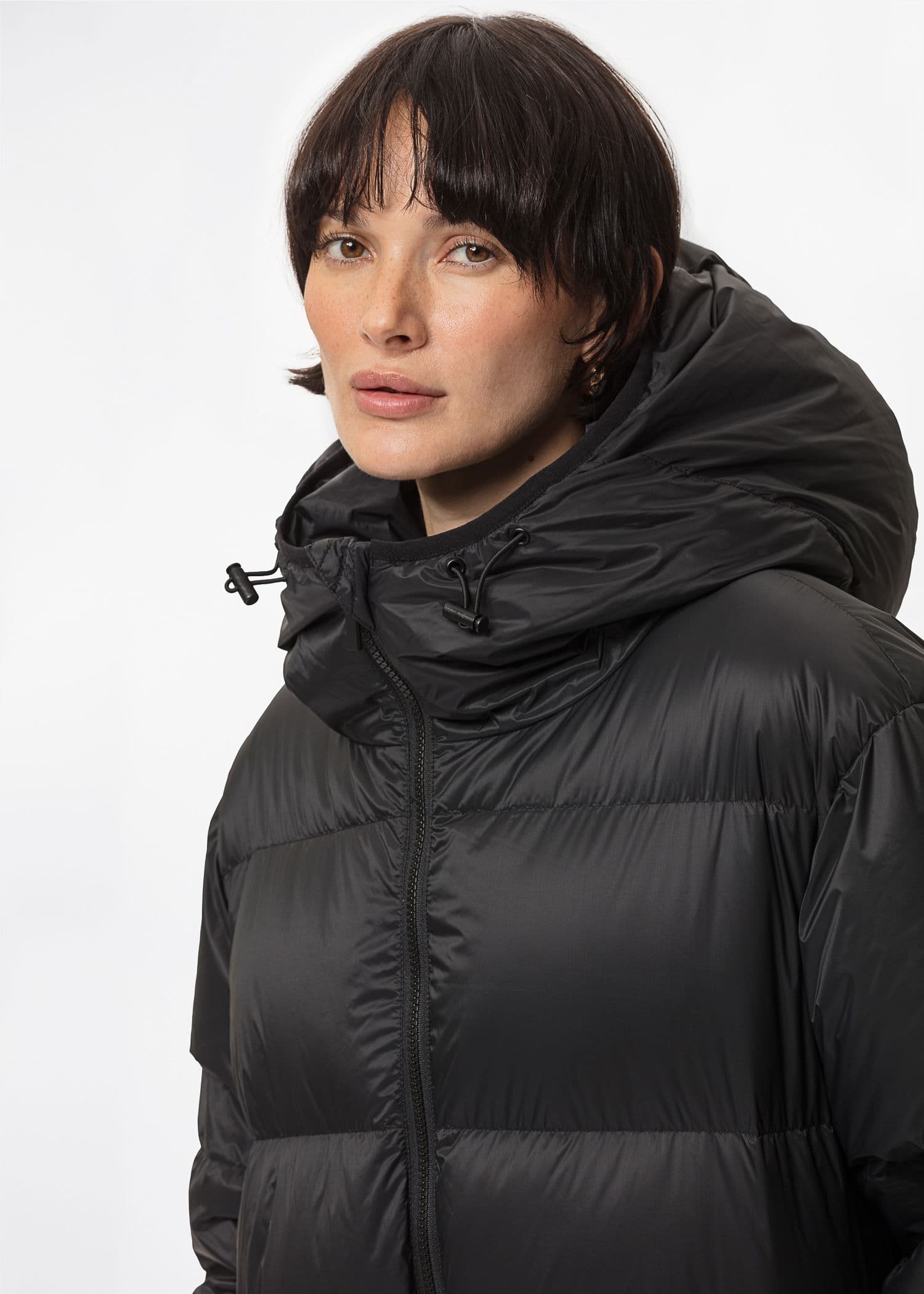 IGLOO DOWN JACKET - Black
