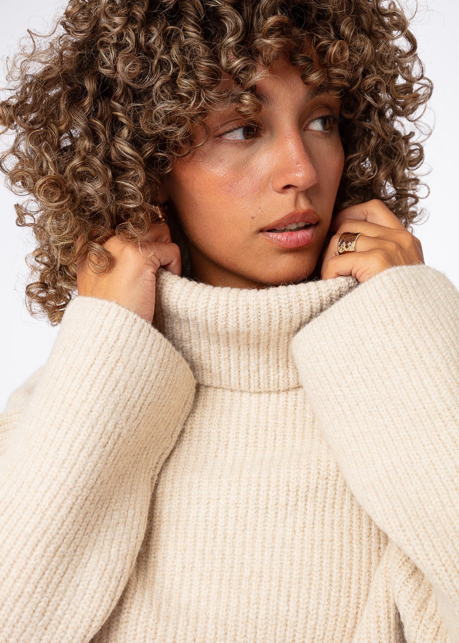 TORA SWEATER - BEIGE