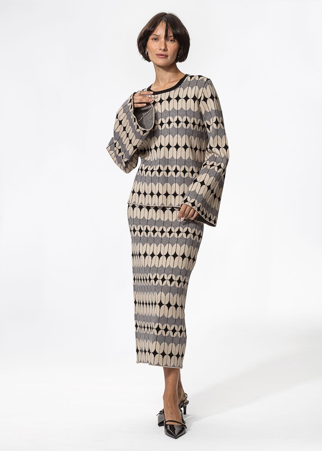 THEA SWEATER - GREY