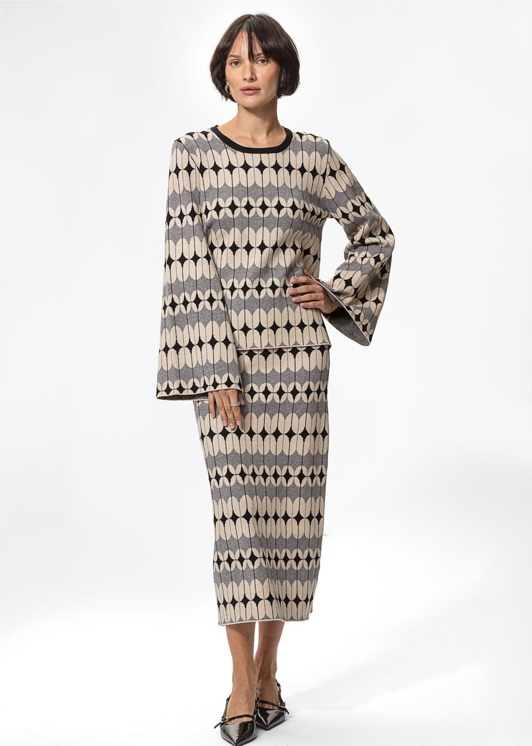 THEA SWEATER - GREY