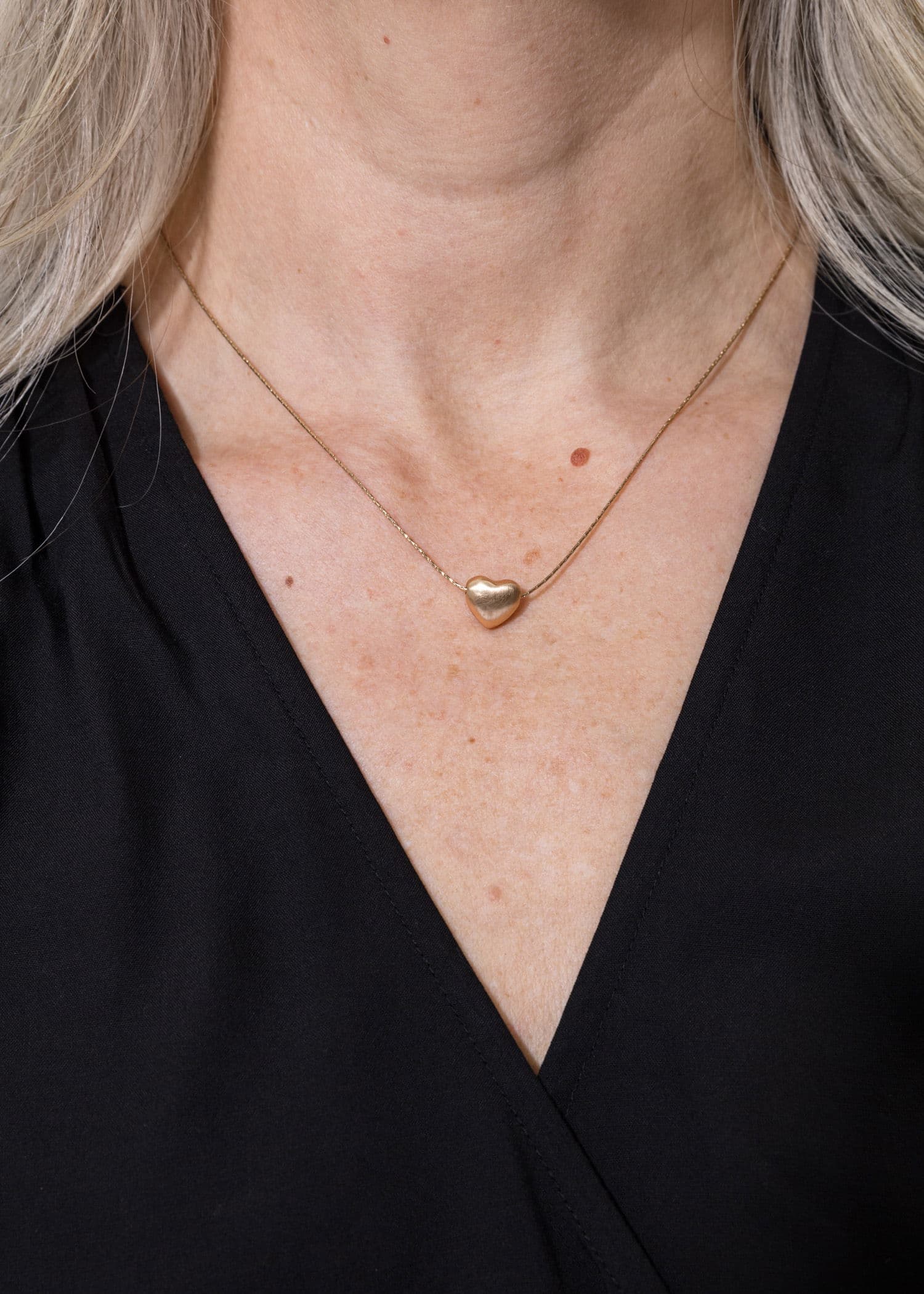 HEART NECKLACE - GOLD