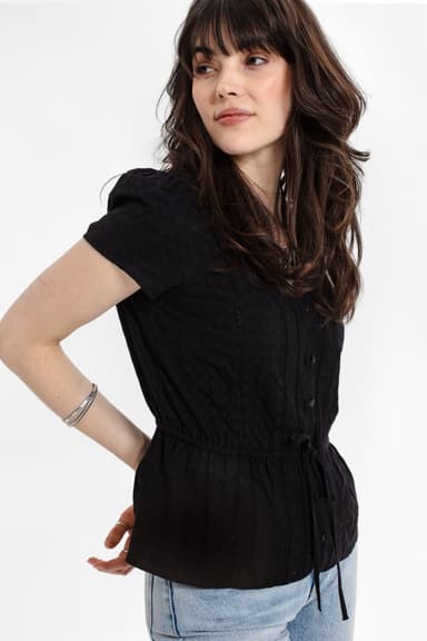WINNIE Svart blus med spets - Svart 1 - Indiska