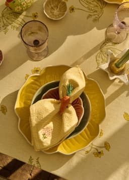 FLOWER PLATE - YELLOW