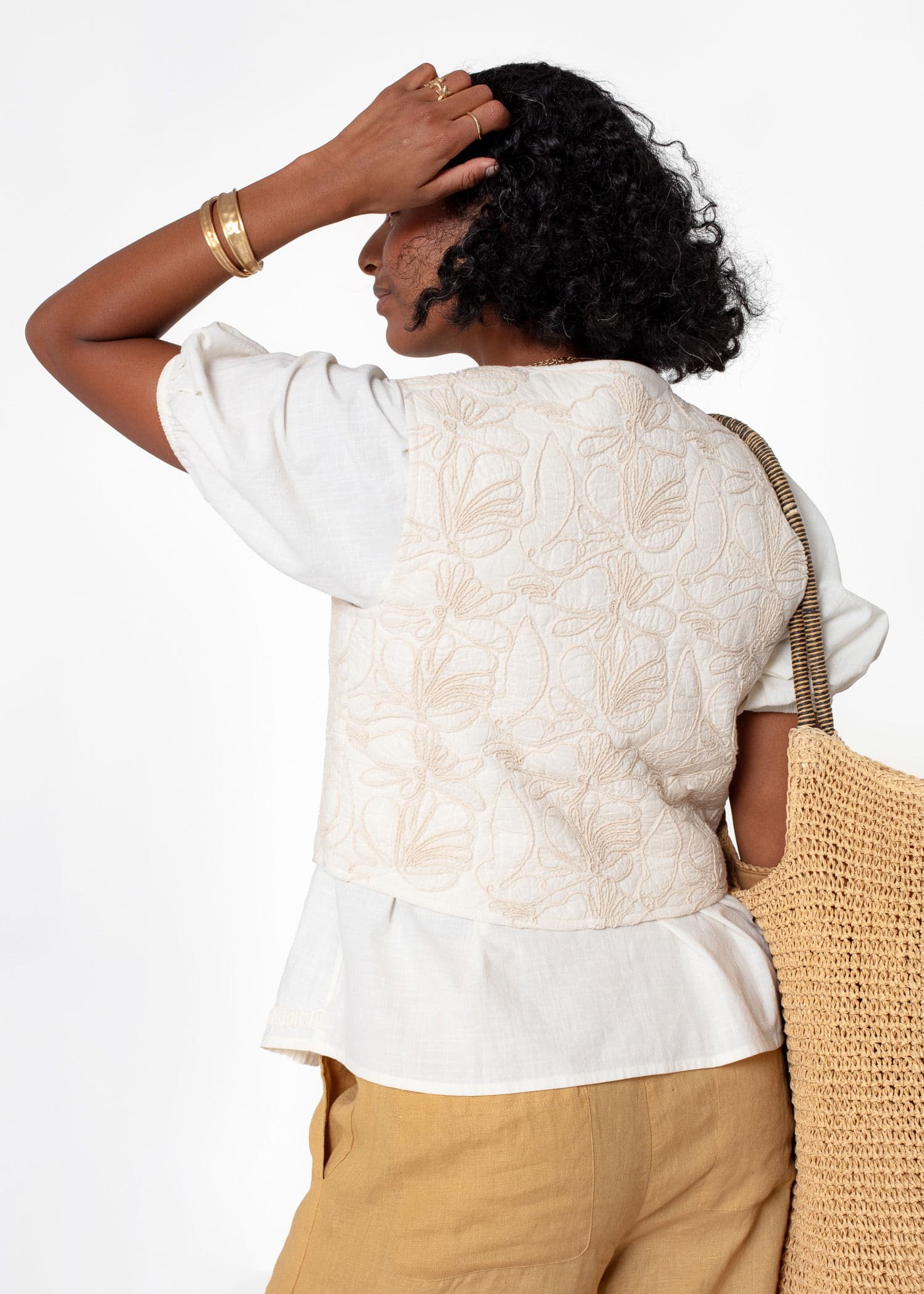 VINA Brodert vest - Hvit 4 - Indiska