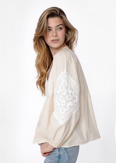Petra Kirjailtu popliinipusero - Beige 2 - Indiska