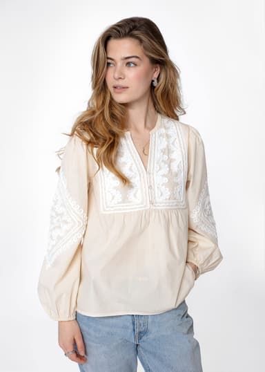 Petra Kirjailtu popliinipusero - Beige 7 - Indiska
