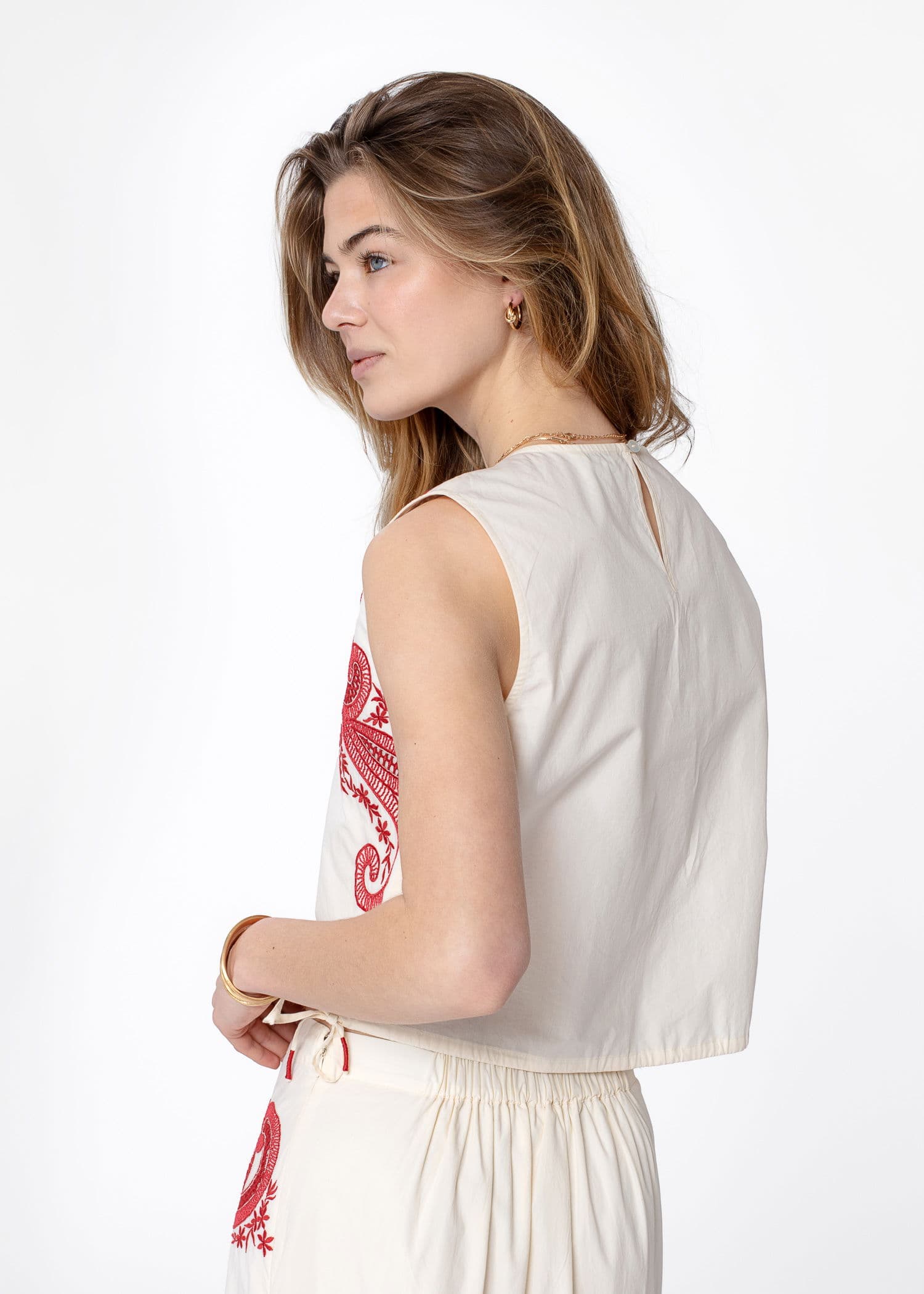 LOELLE Brodert topp - Hvit 5 - Indiska