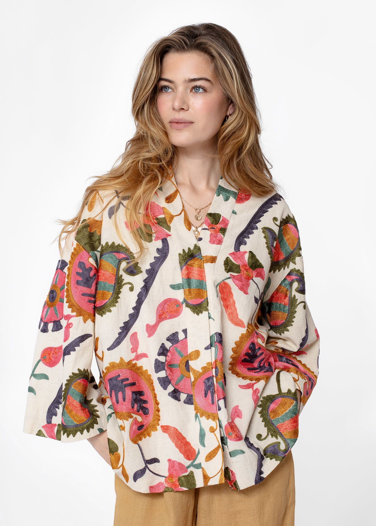 VIVI Broderad kimonojacka - Rosa 1 - Indiska