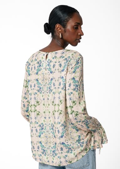 CLEA Blommig blus med volang - Beige 3 - Indiska