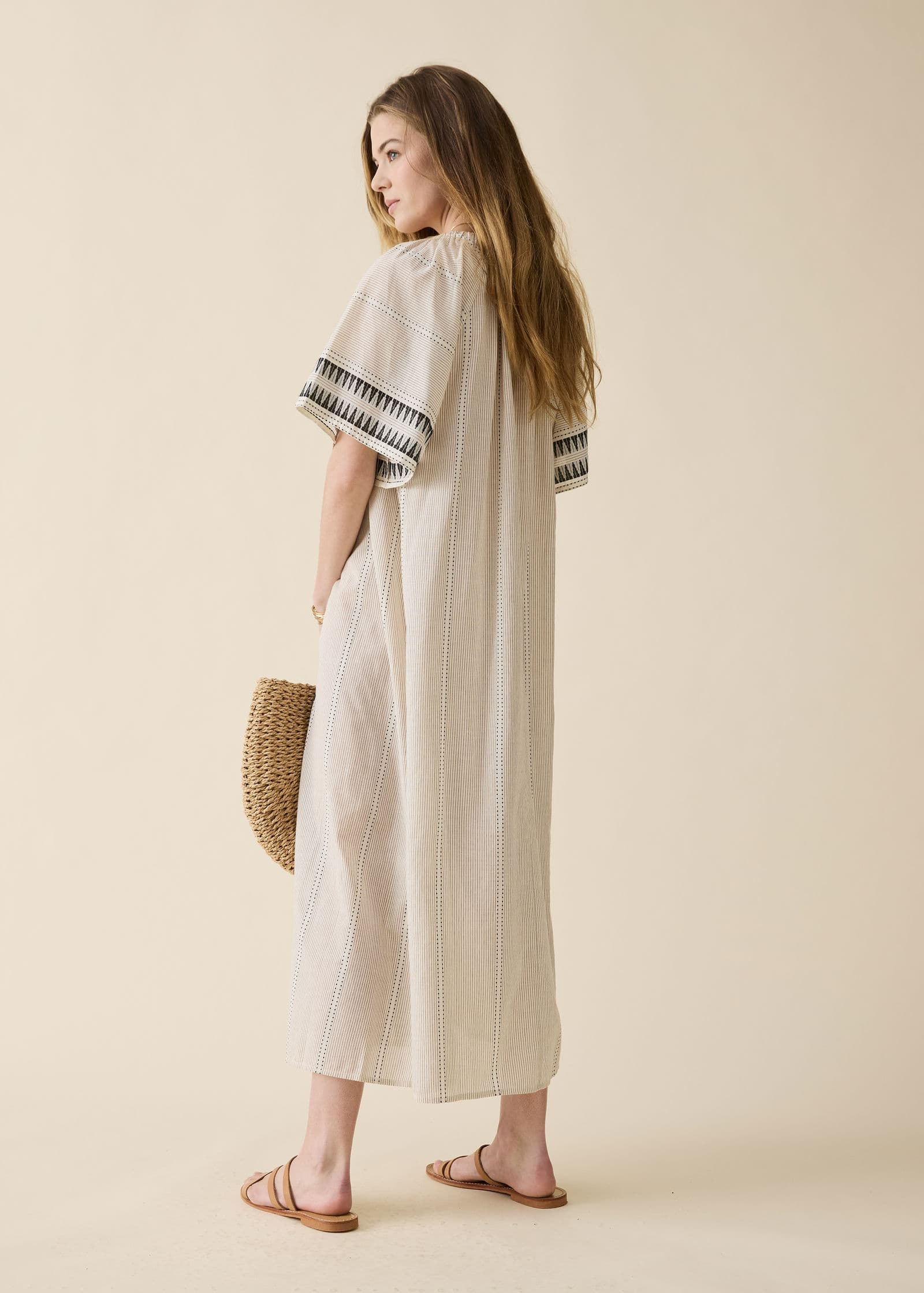 DONNA Lång jacquardmönstrad klänning - Beige 5 - Indiska