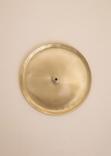 BRASS Messinkinen suitsukepidike - Kulta 2 - Indiska