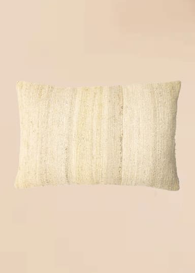 Lisa Tyynynpäällinen silkistä ja puuvillasta - Valkoinen 1 - Indiska