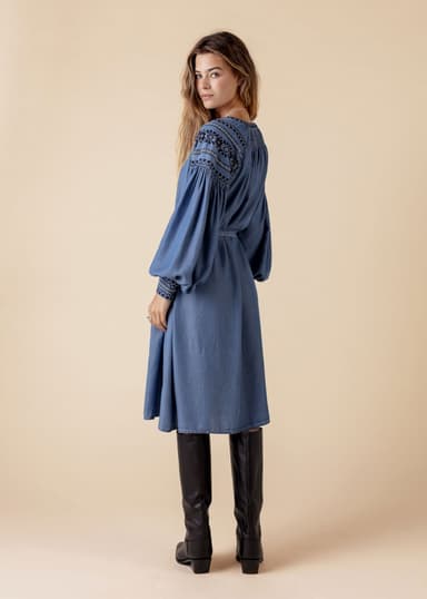 LOURDES Brodeerattu Tencel-mekko  - Sininen 4 - Indiska