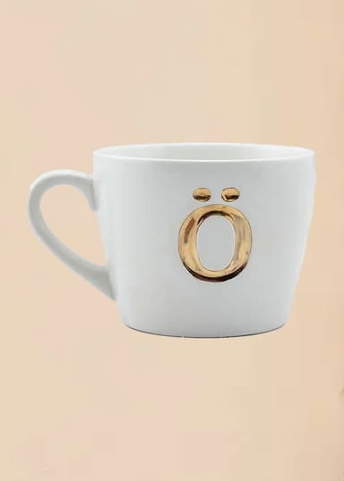 MO1 Mugg med bokstav - Ö NO - Indiska