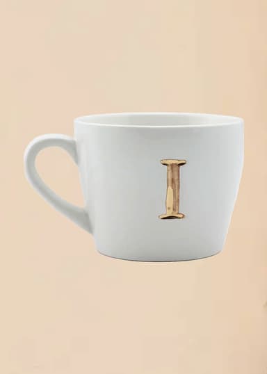 MO1 Mugg med bokstav - I NO - Indiska