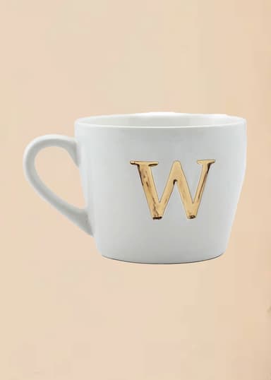 MO1 Mugg med bokstav - W NO - Indiska