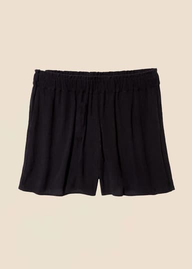 LILA Rynket shorts - Svart 1 - Indiska