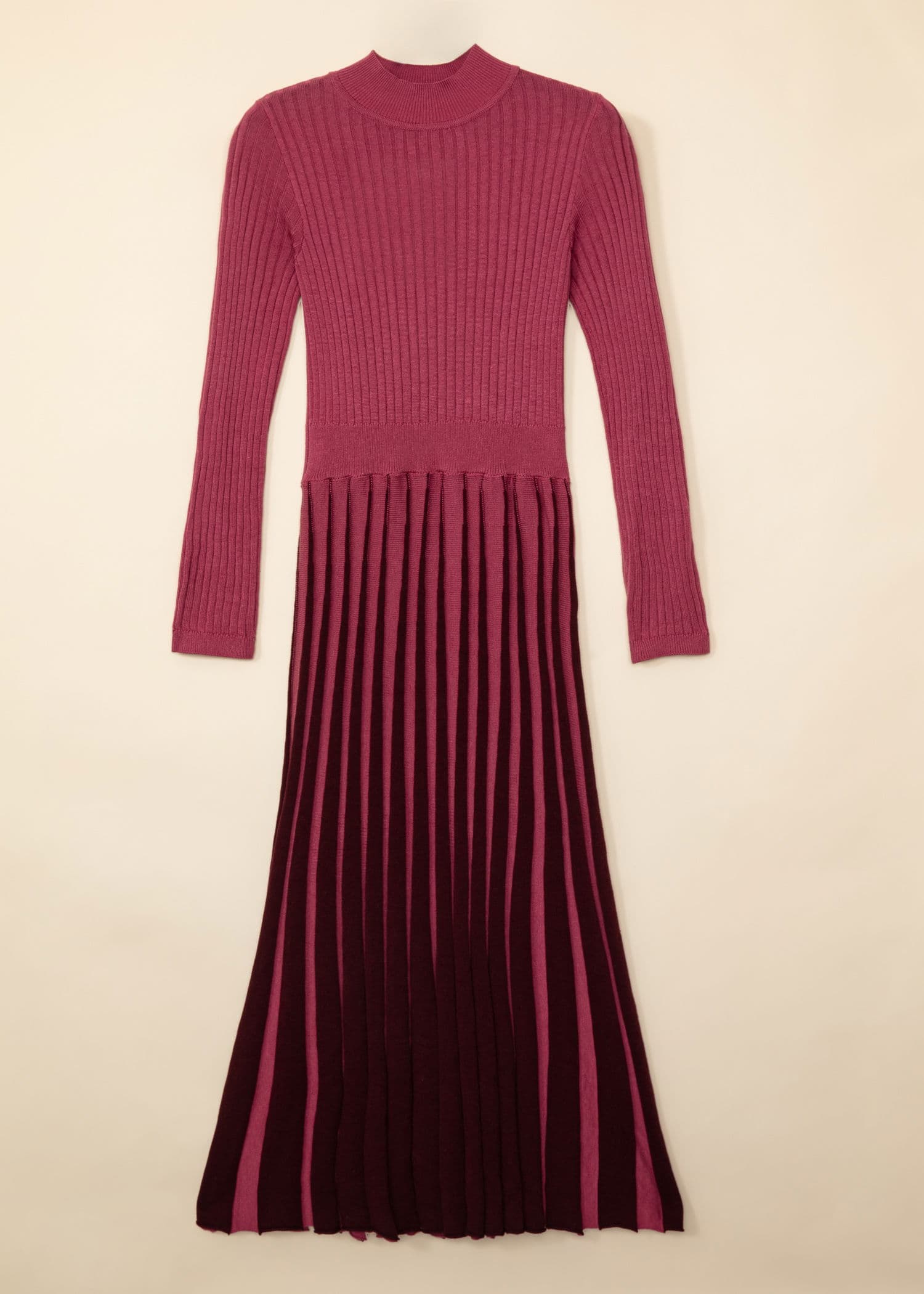 DILARA Ribbstickad lång klänning med plissering - Rosa 6 - Indiska