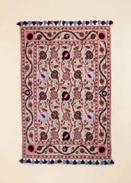 Emb. Carpet 120x180cm - WINE