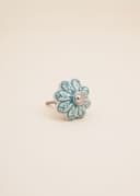 SCALLOP LOTUS KNOB - WHITE TURQUOISE