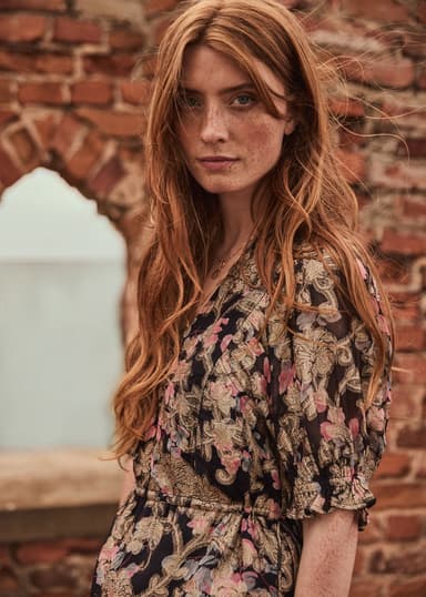 CHOPRA Blomstret glitterbluse - Rosa 1 - Indiska