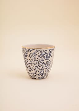 PLAIN GOLD CUP - BLUE PETAL